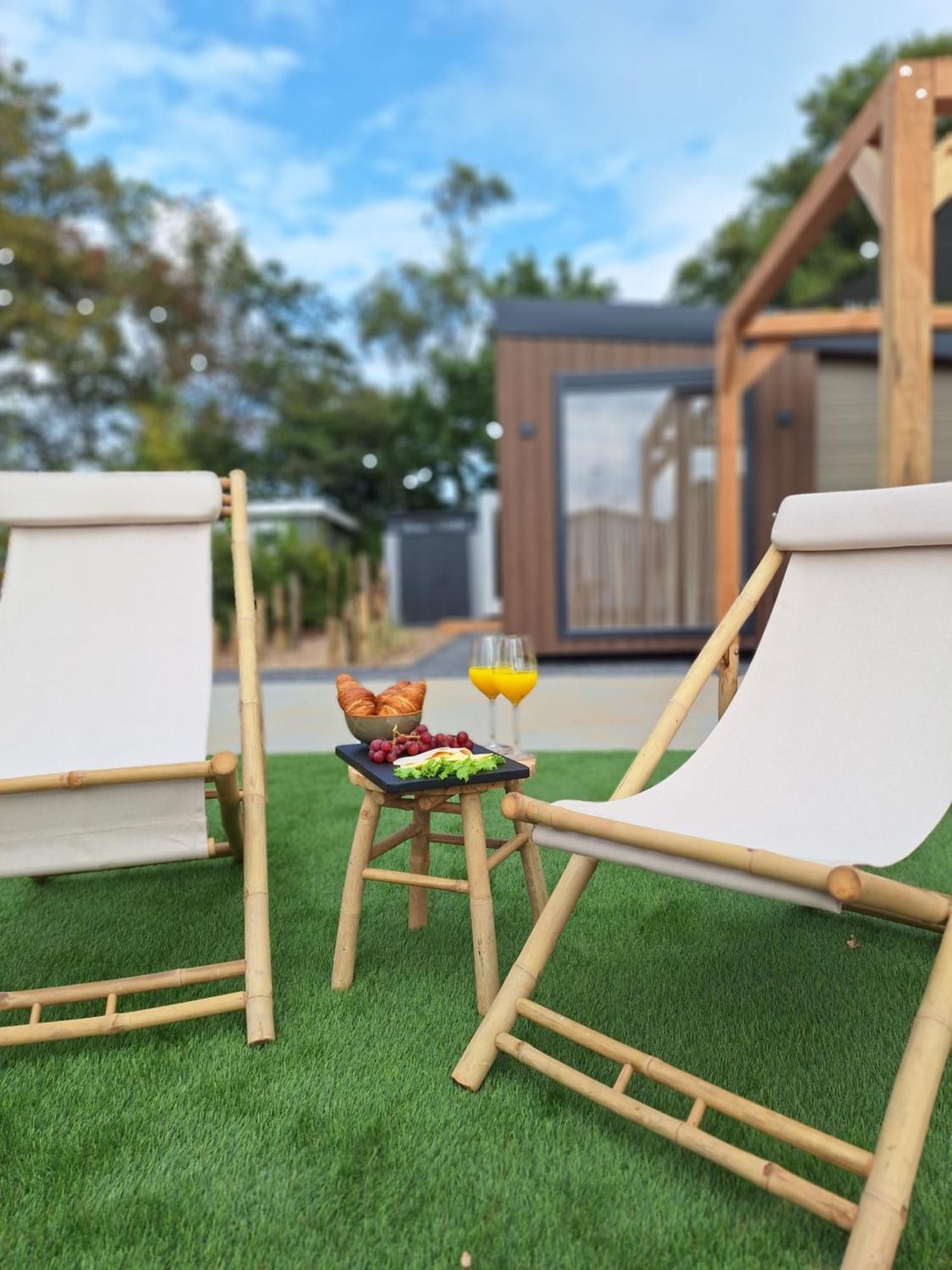 'Relax Lodge Sea' - Wellness Lodge In Zeeland - Private Sauna - Airco - Garden - Outdoor Swimming Pool - Free Wifi, Towels & Bed Linen Heinkenszand Luaran gambar