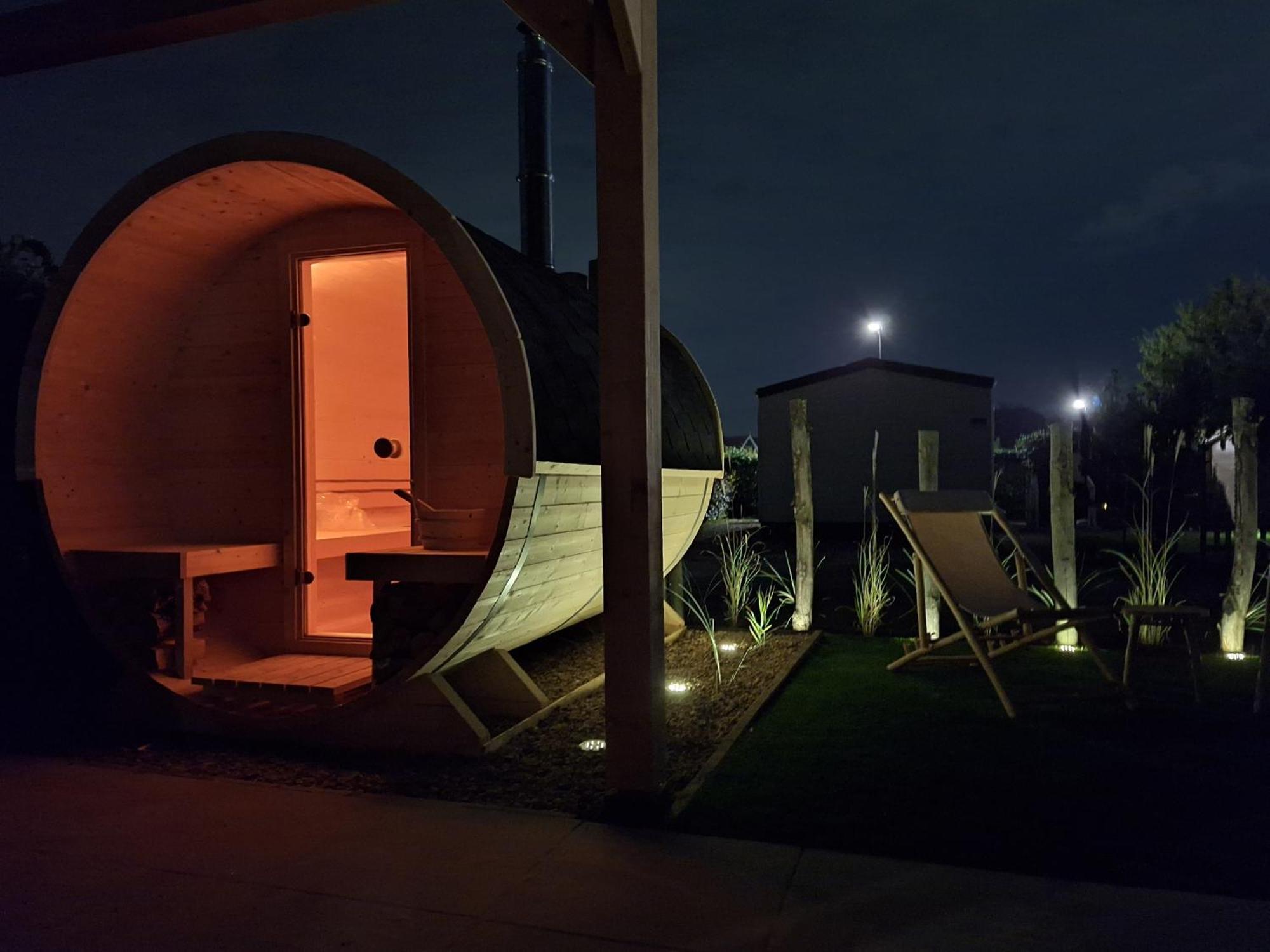 'Relax Lodge Sea' - Wellness Lodge In Zeeland - Private Sauna - Airco - Garden - Outdoor Swimming Pool - Free Wifi, Towels & Bed Linen Heinkenszand Luaran gambar